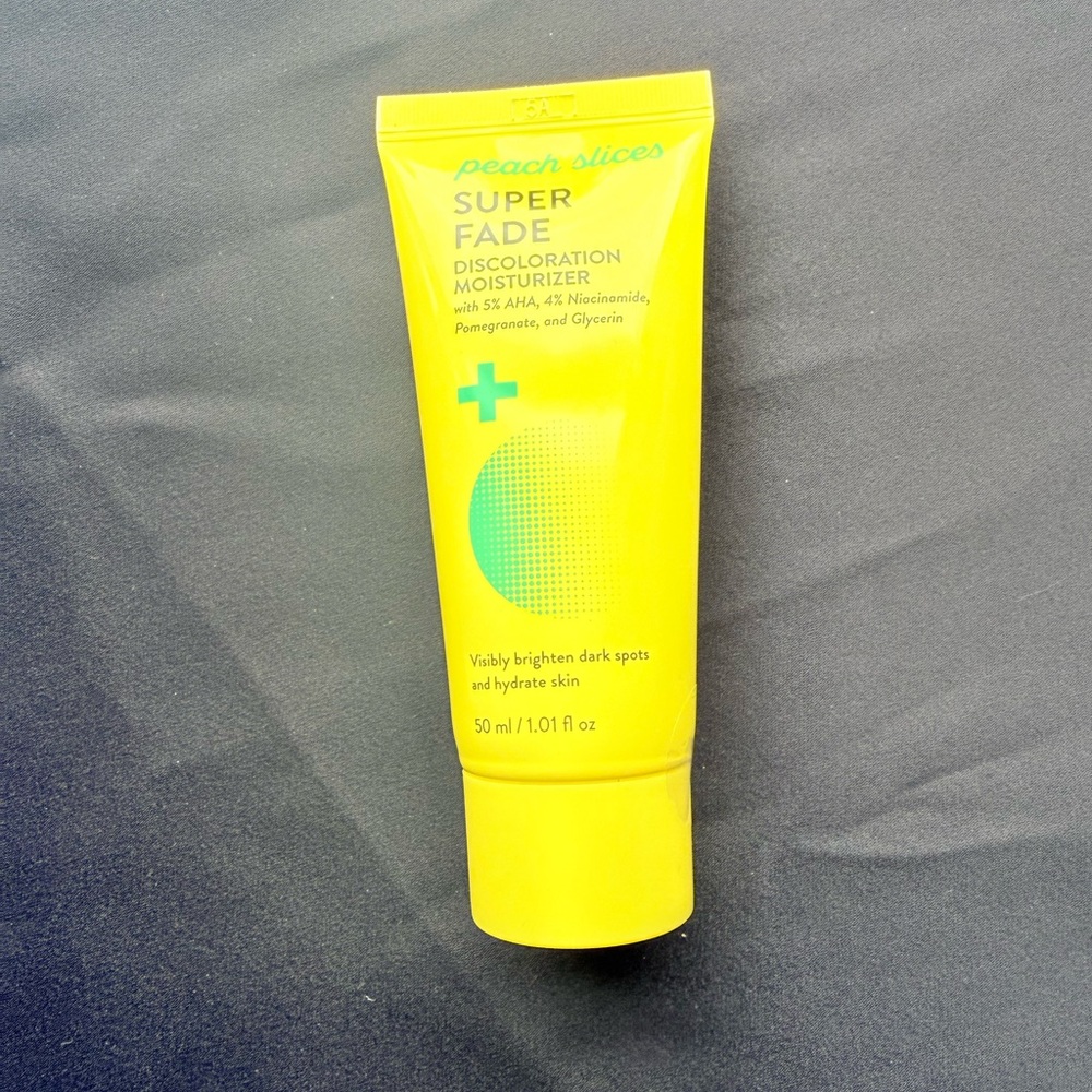 Peach Slices Super Fade Discoloration Moisturizer